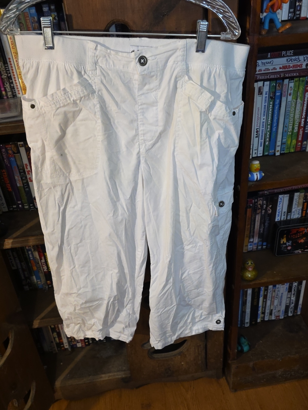 Women’s White Capris Cargo Style